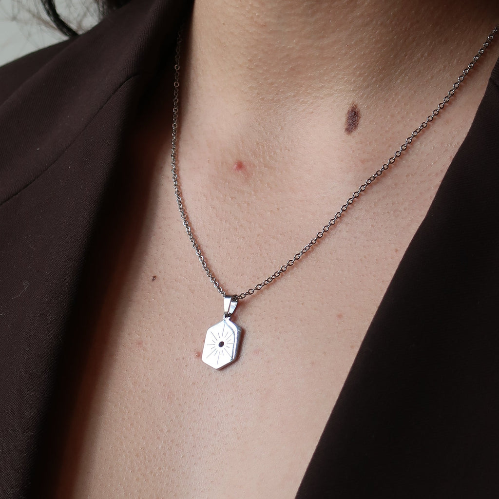 Collar Nira